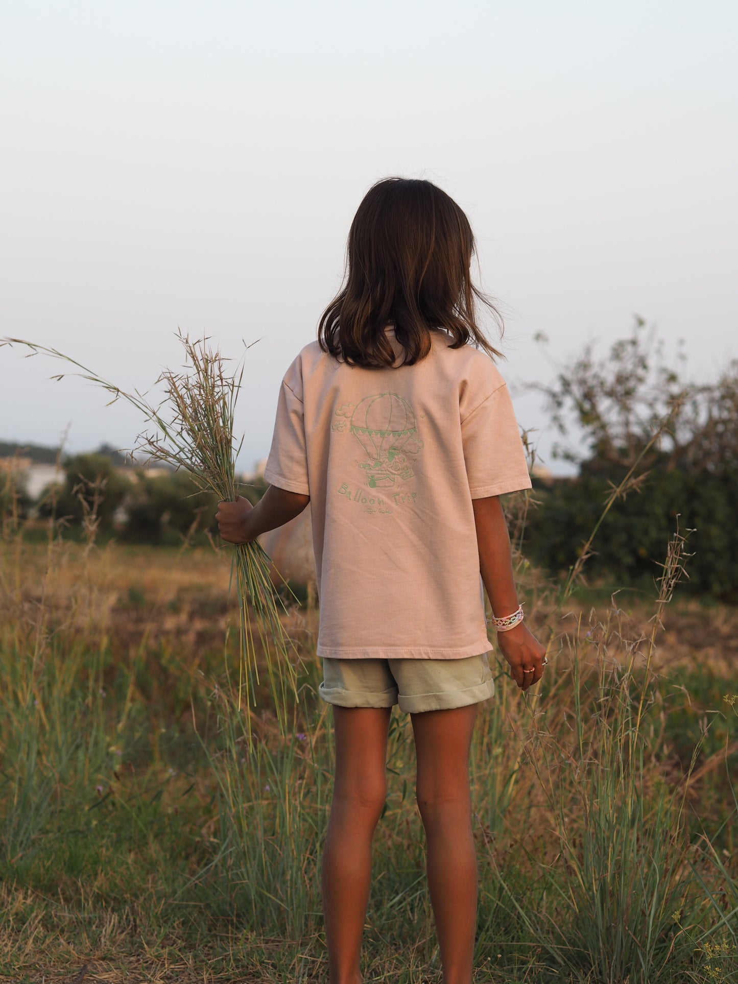 Camiseta Balloon rosa y verde