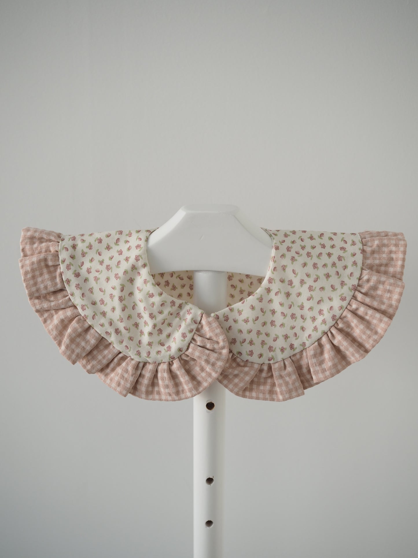 Cuello Julieta