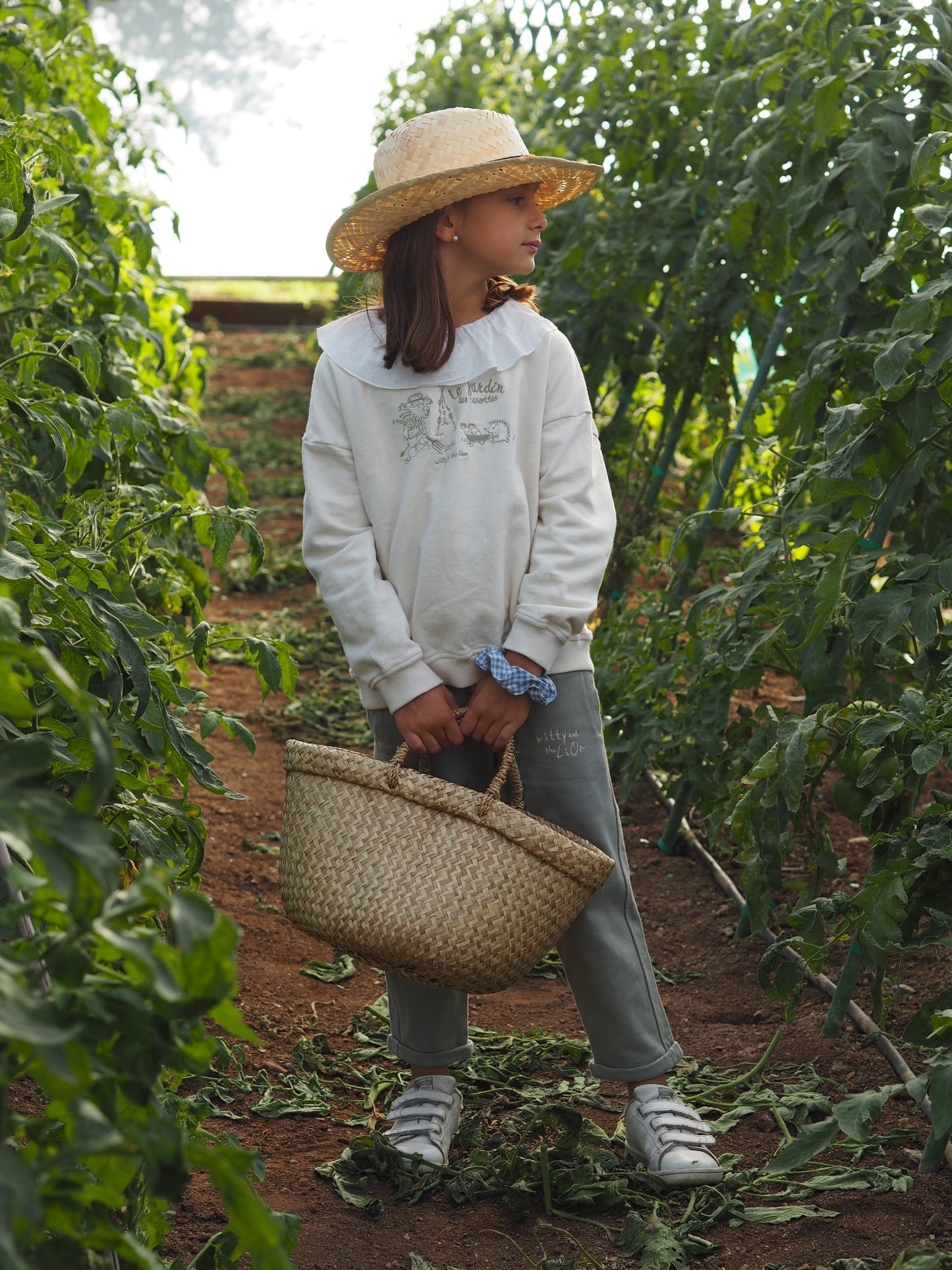 Sudadera bordada 'Le jardin' beige