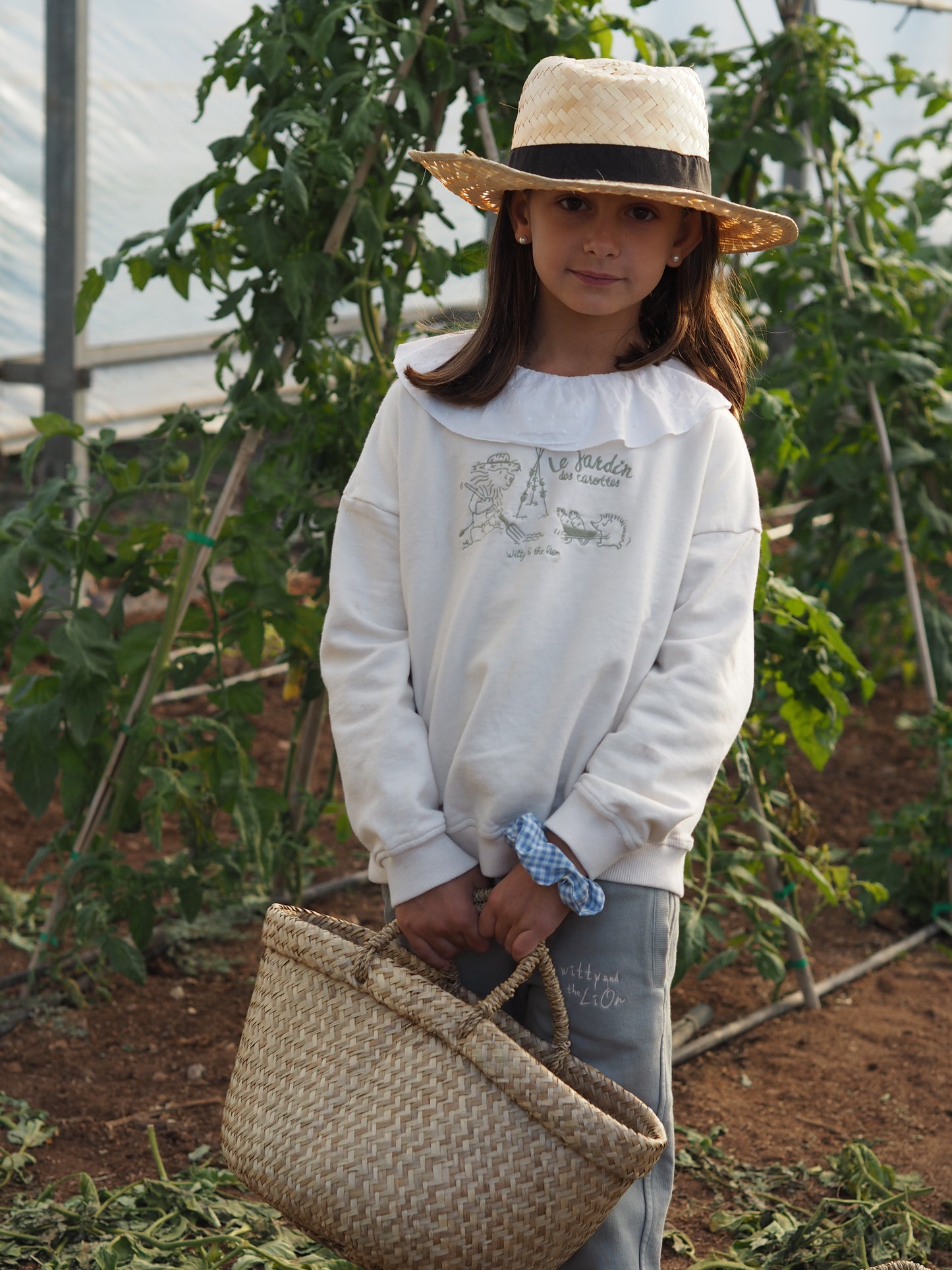 Sudadera bordada 'Le jardin' beige
