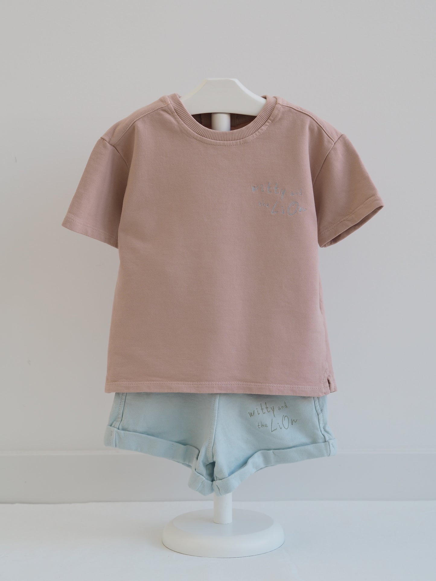 Camiseta Balloon rosa y azul